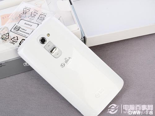 LG G2手机背面外观